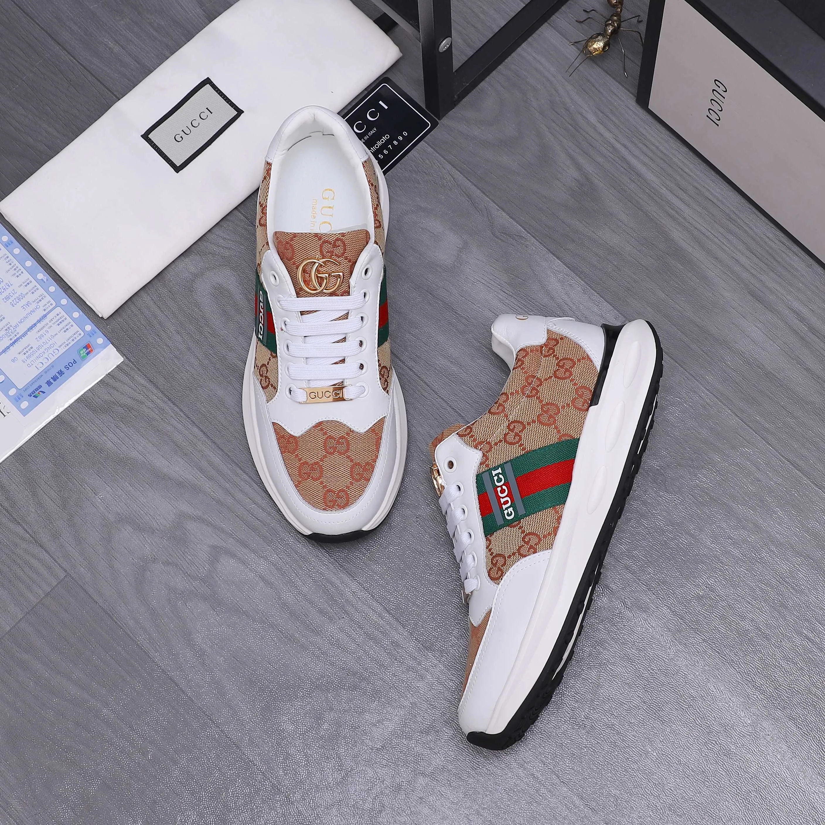 Men's shoes 💰442 Product trademark: GUCCI "Gucci" casual shoes Regular size: 38-45 (45 is custom-made and non-returnable) Product materials: Selected cowhide stitching breathable woven upper, pigskin lining, rubber outsole